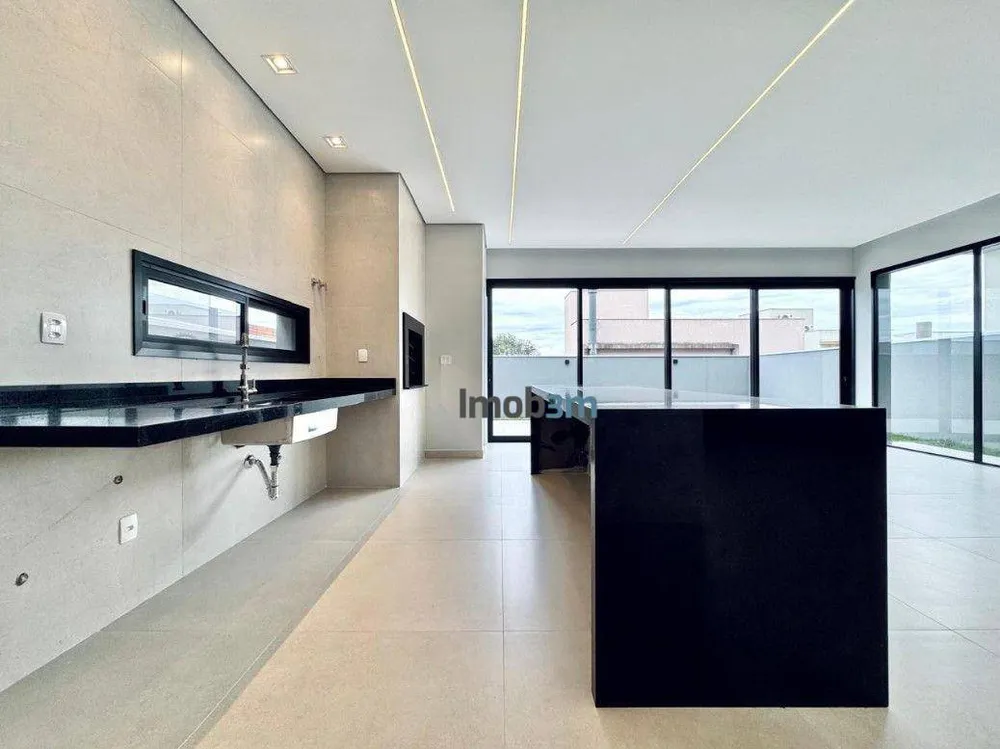 Sobrado, 3 quartos, 208 m² - Foto 5