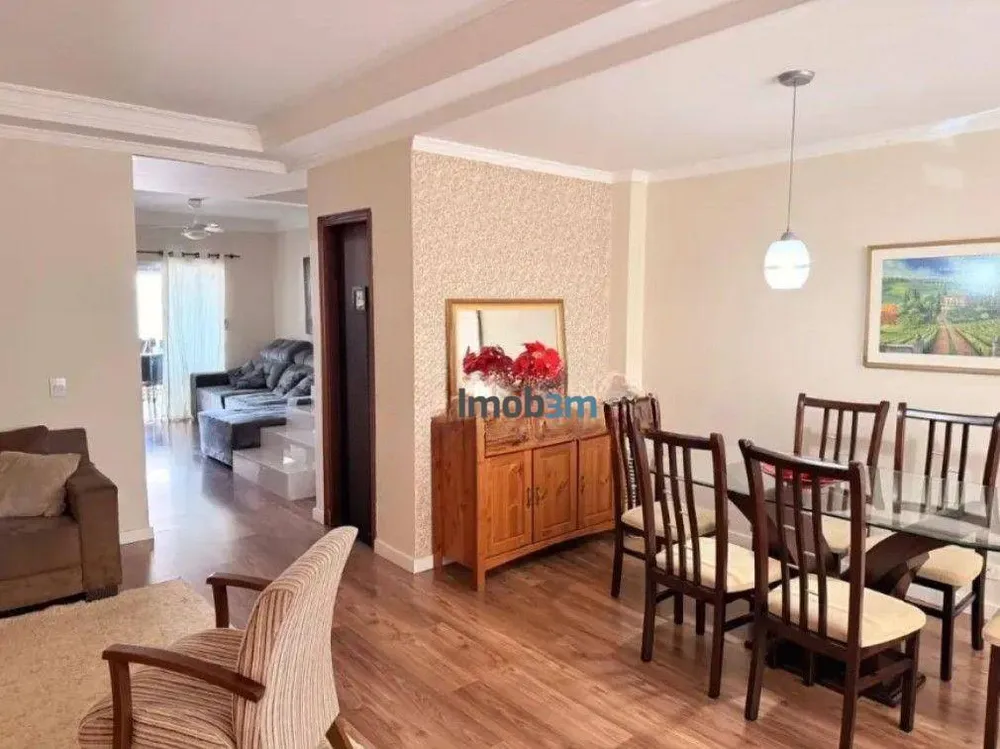 Sobrado, 3 quartos, 172 m² - Foto 2