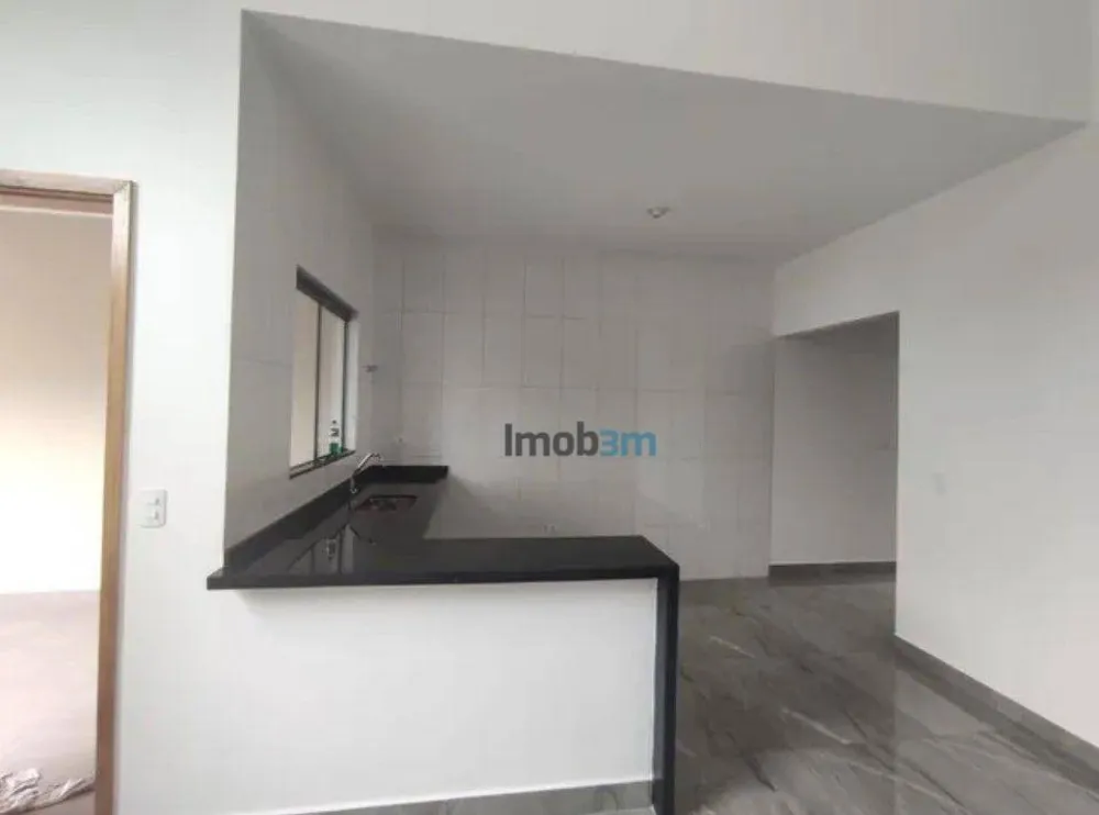 Casa, 2 quartos, 80 m² - Foto 1