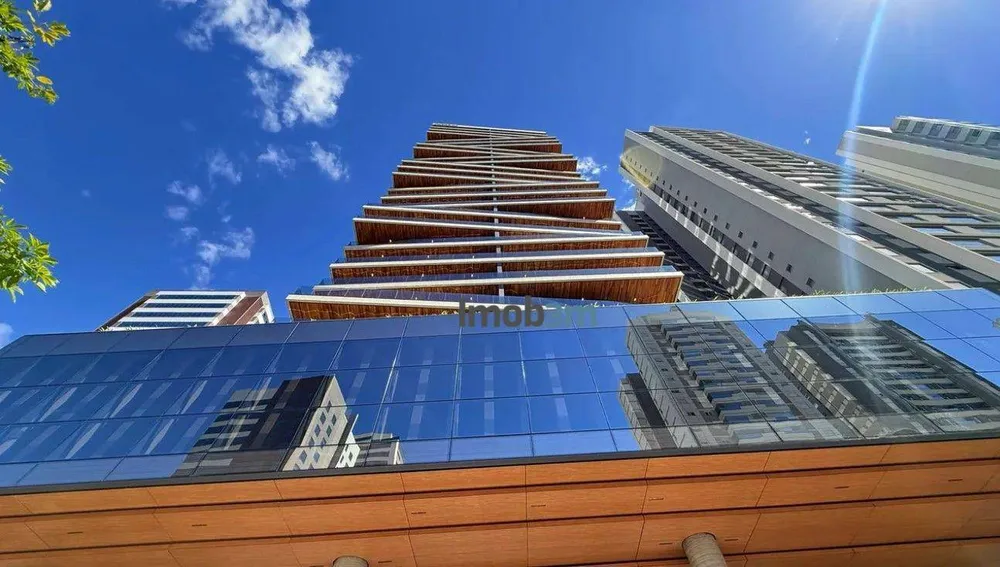 Apartamento, 4 quartos, 346 m² - Foto 1