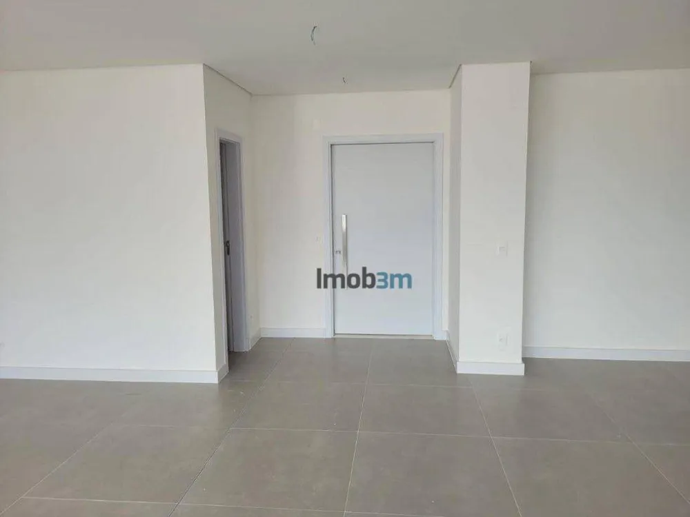 Apartamento, 3 quartos, 139 m² - Foto 4