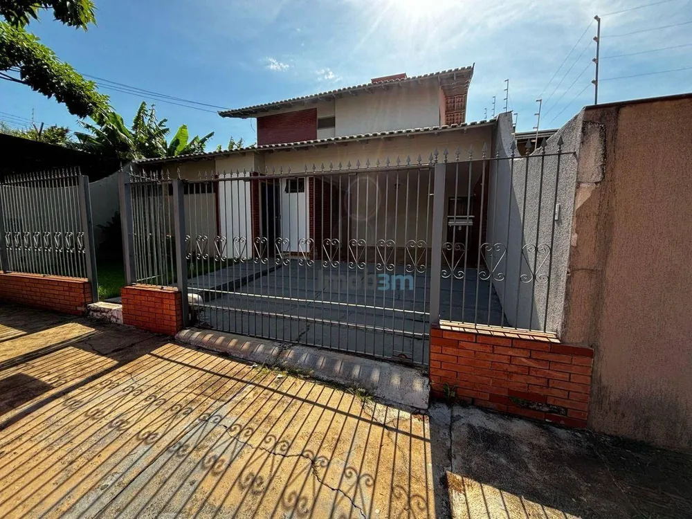 Sobrado, 4 quartos, 286 m² - Foto 1