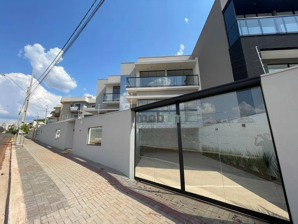Sobrado, 3 quartos, 203 m² - Foto 4