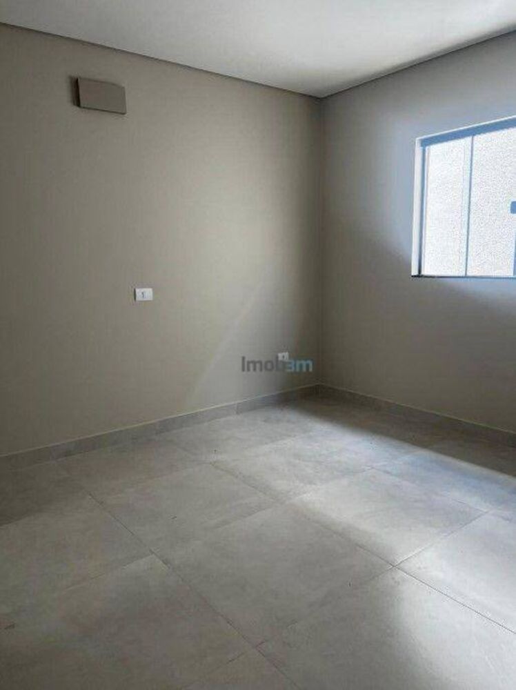 Casa à venda com 3 quartos, 114m² - Foto 3