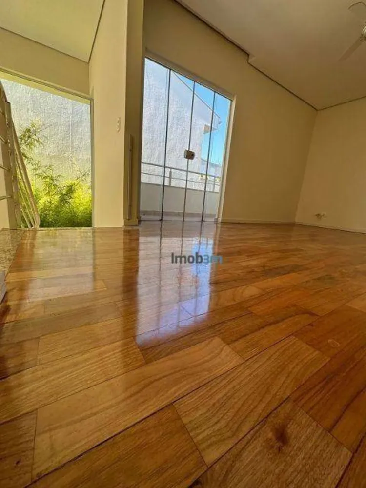 Sobrado, 4 quartos, 240 m² - Foto 11