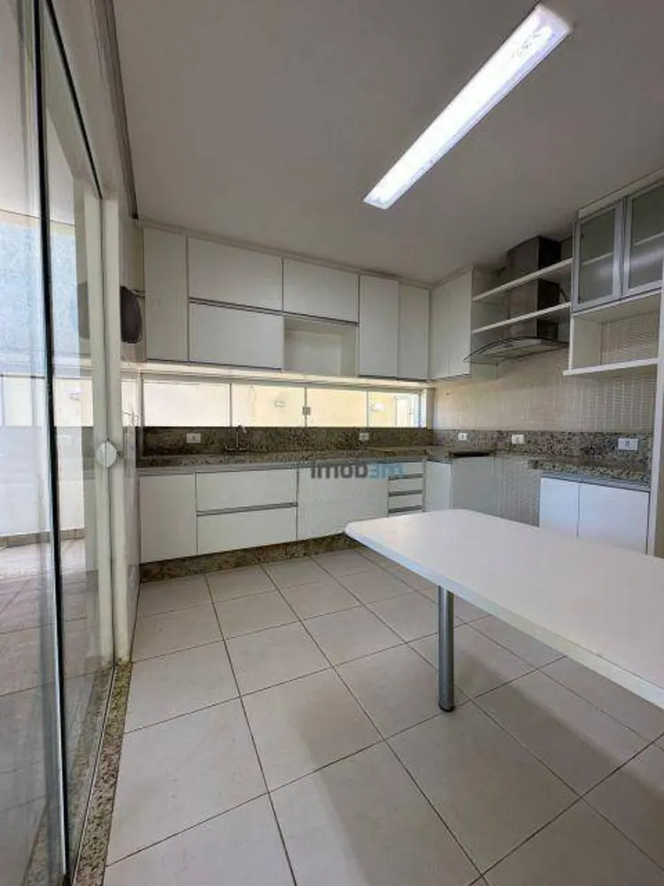 Sobrado, 4 quartos, 240 m² - Foto 7