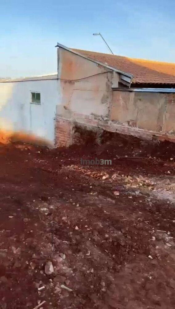 Terreno à venda, 323M2 - Foto 3