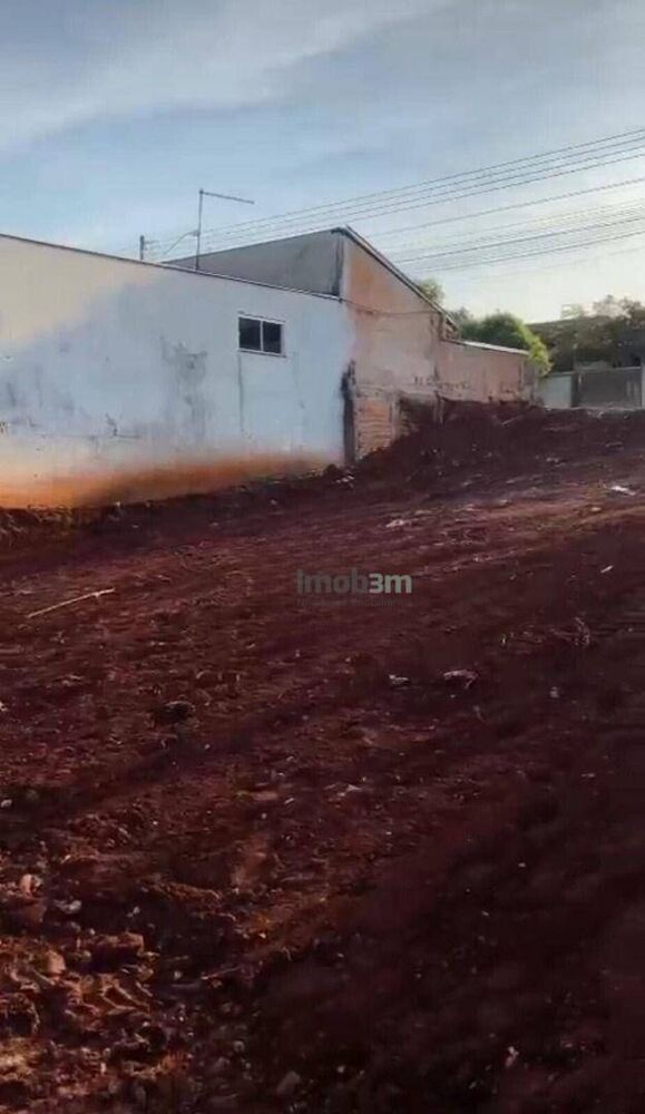 Terreno à venda, 323M2 - Foto 1