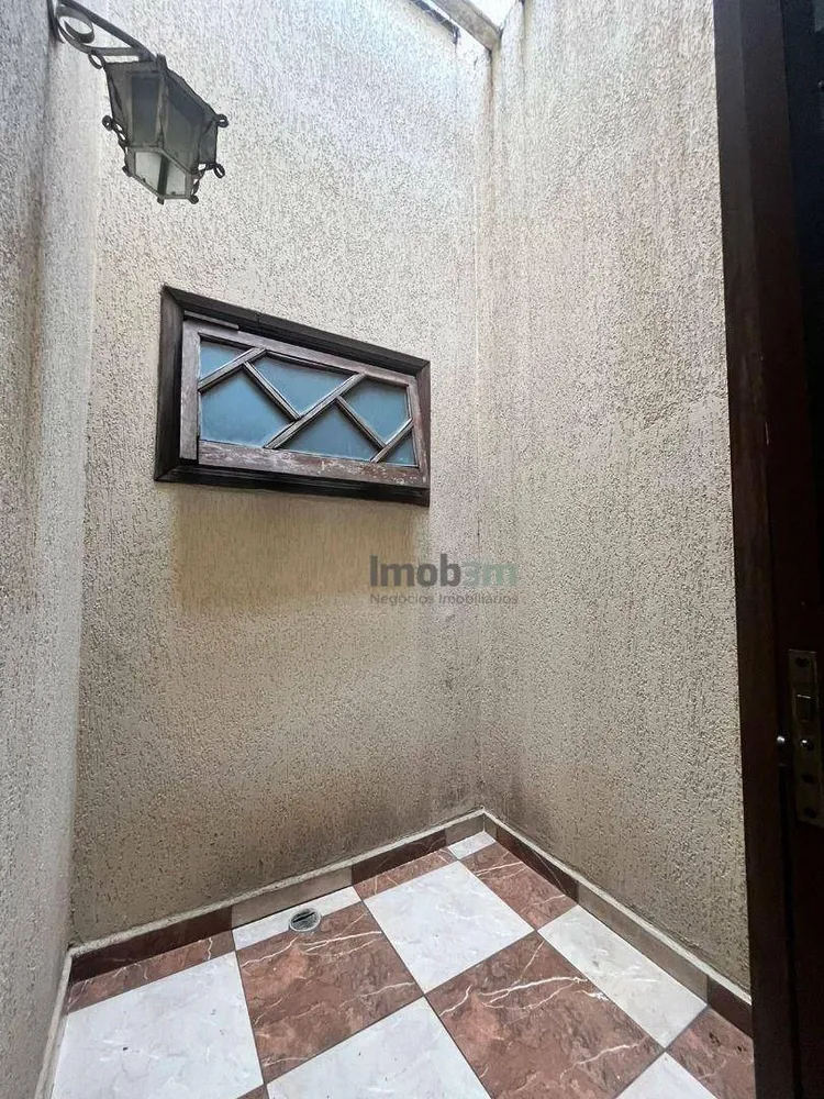 Casa, 4 quartos, 240 m² - Foto 11