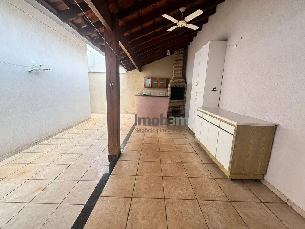 Casa, 4 quartos, 240 m² - Foto 10