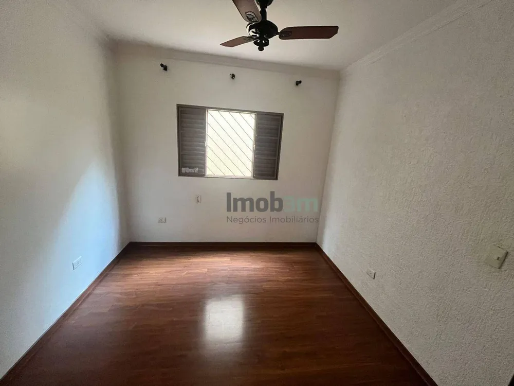 Casa, 4 quartos, 240 m² - Foto 8