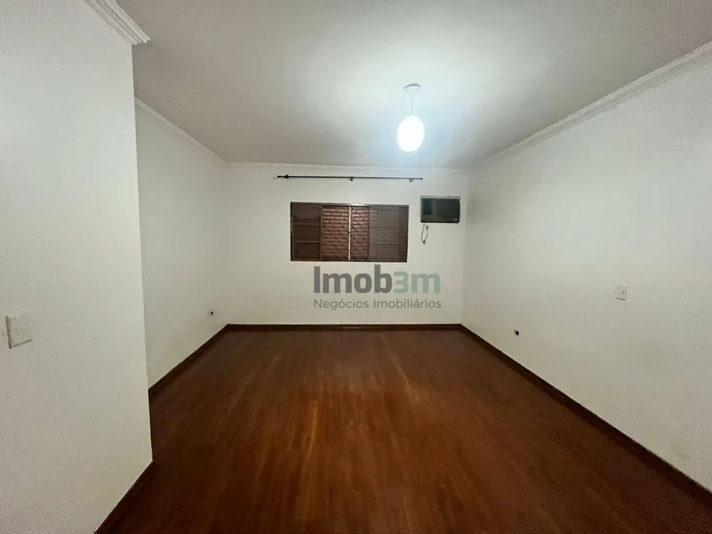 Casa, 4 quartos, 240 m² - Foto 4