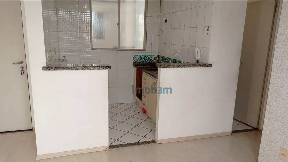 Apartamento para alugar com 2 quartos, 36m² - Foto 2