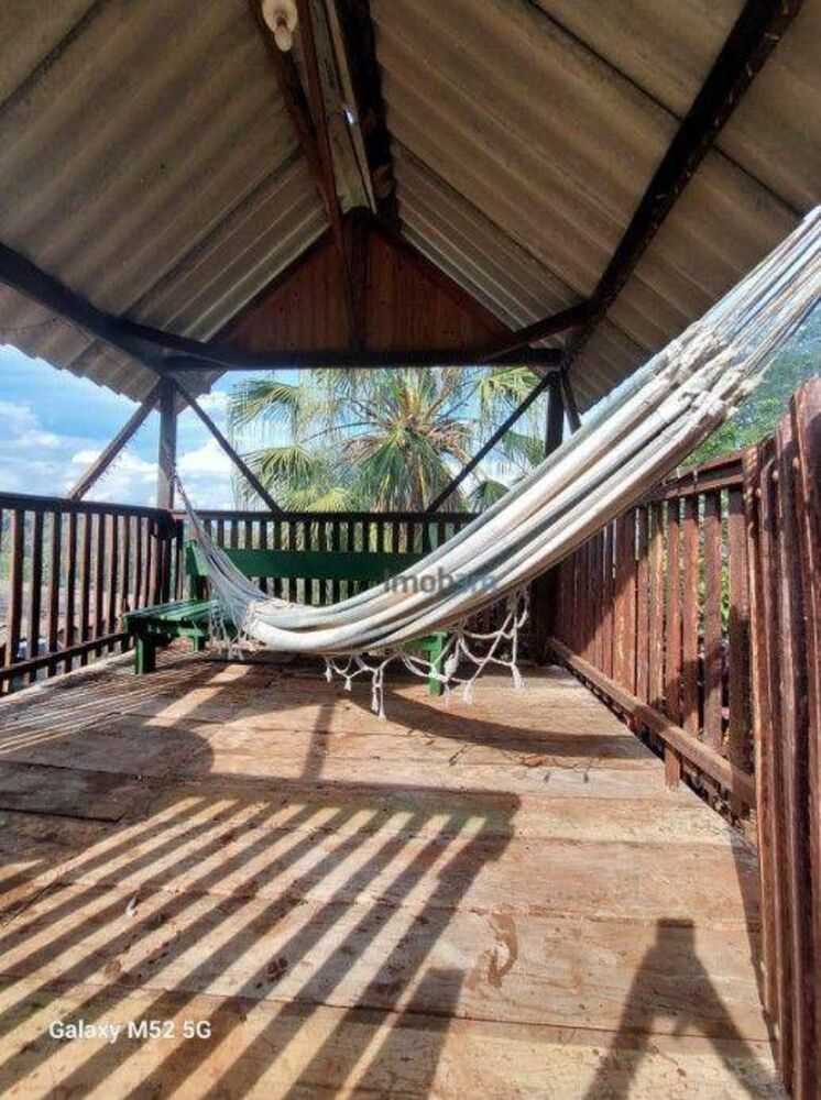 Chácara à venda com 2 quartos, 200m² - Foto 2
