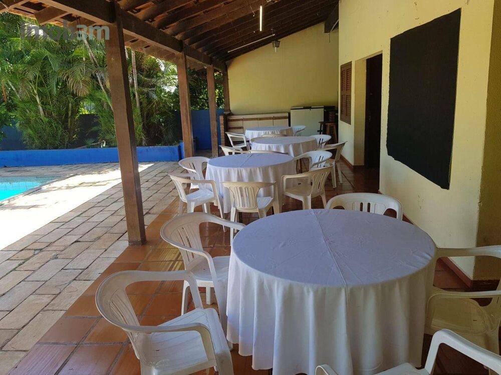 Chácara à venda com 3 quartos, 810m² - Foto 2