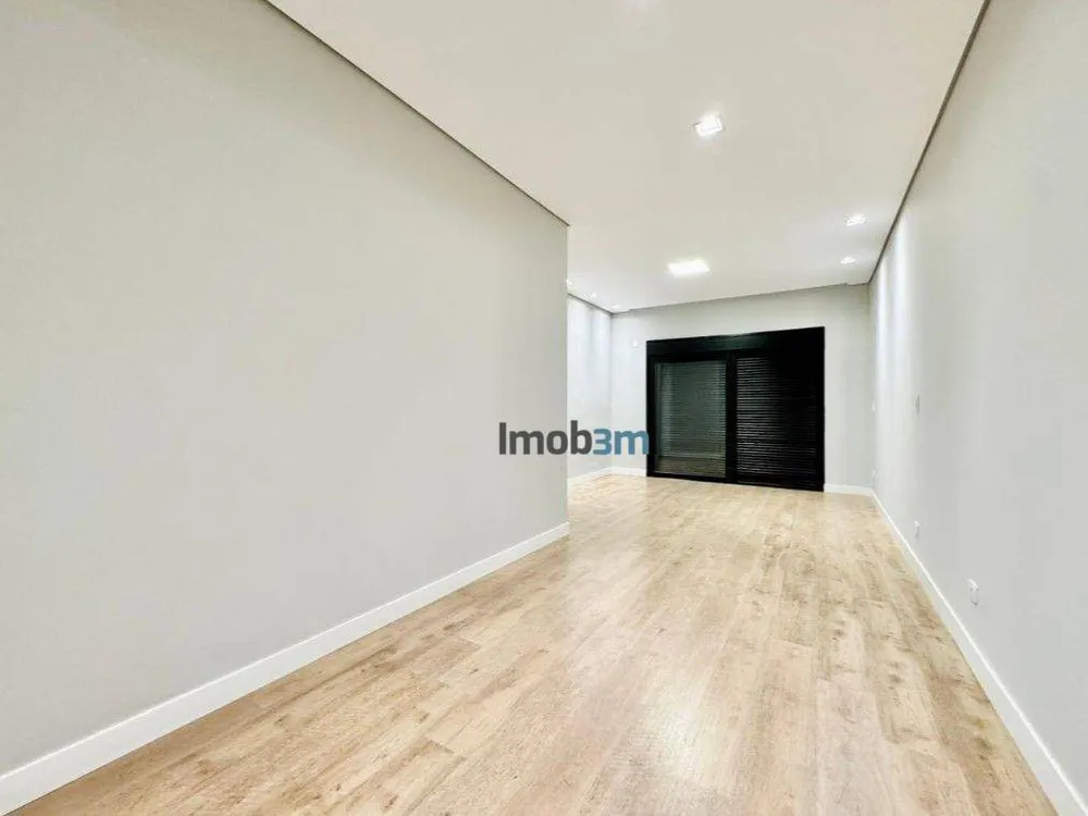 Sobrado, 3 quartos, 209 m² - Foto 2