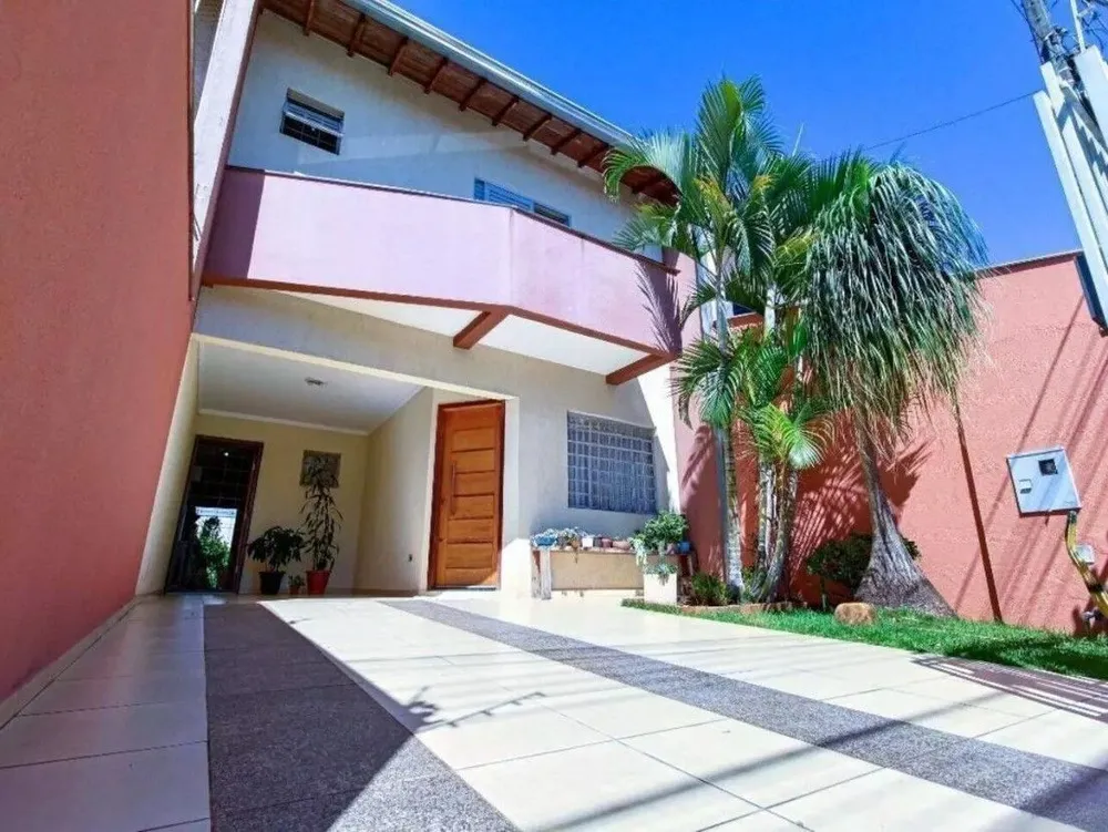 Casa, 3 quartos, 156 m² - Foto 1