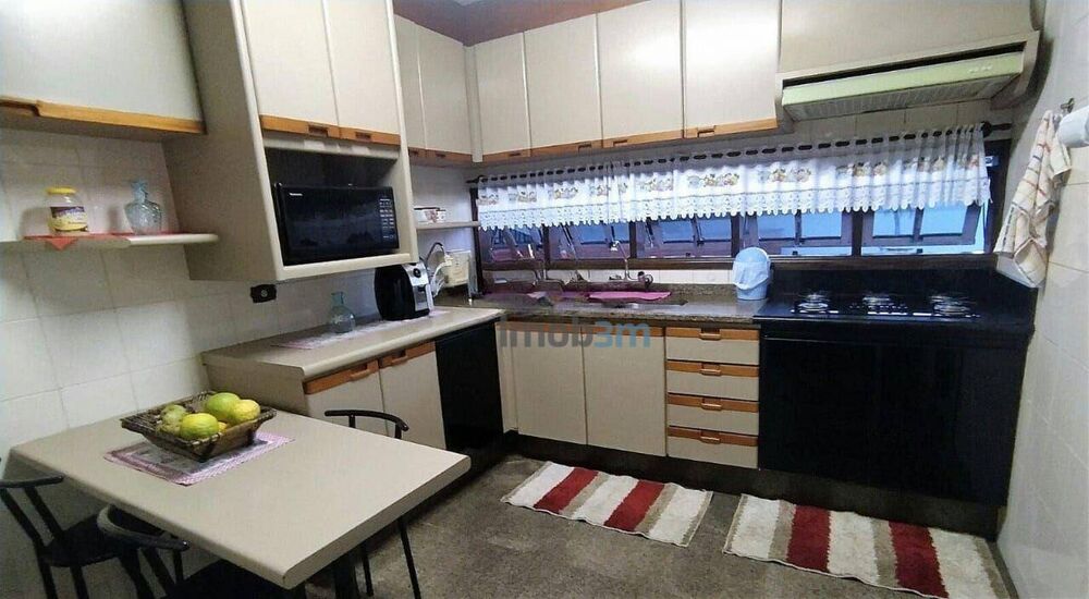 Sobrado à venda com 3 quartos, 249m² - Foto 2