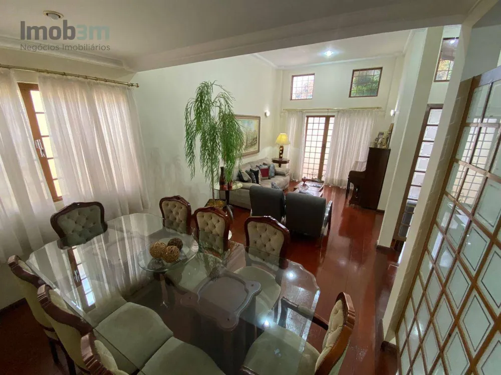 Sobrado, 4 quartos, 360 m² - Foto 2