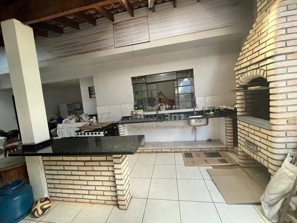 Casa, 4 quartos, 210 m² - Foto 11