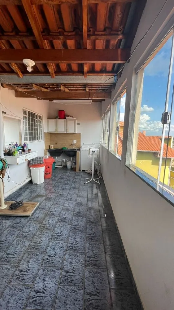 Casa, 6 quartos, 222 m² - Foto 11