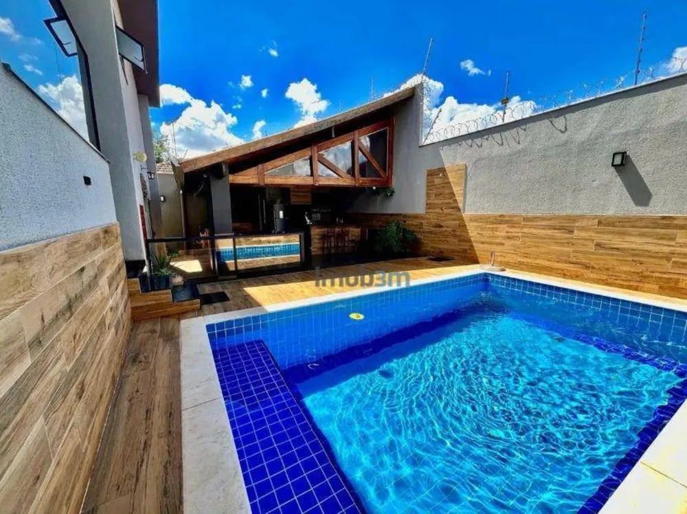 Casa, 3 quartos, 249 m² - Foto 13