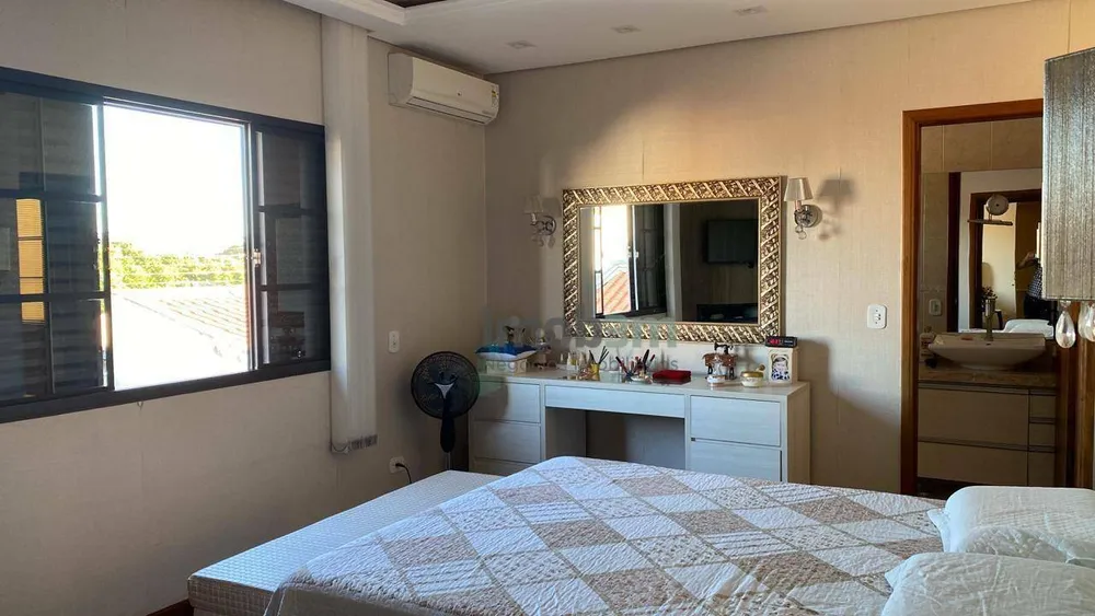 Casa, 3 quartos, 272 m² - Foto 5