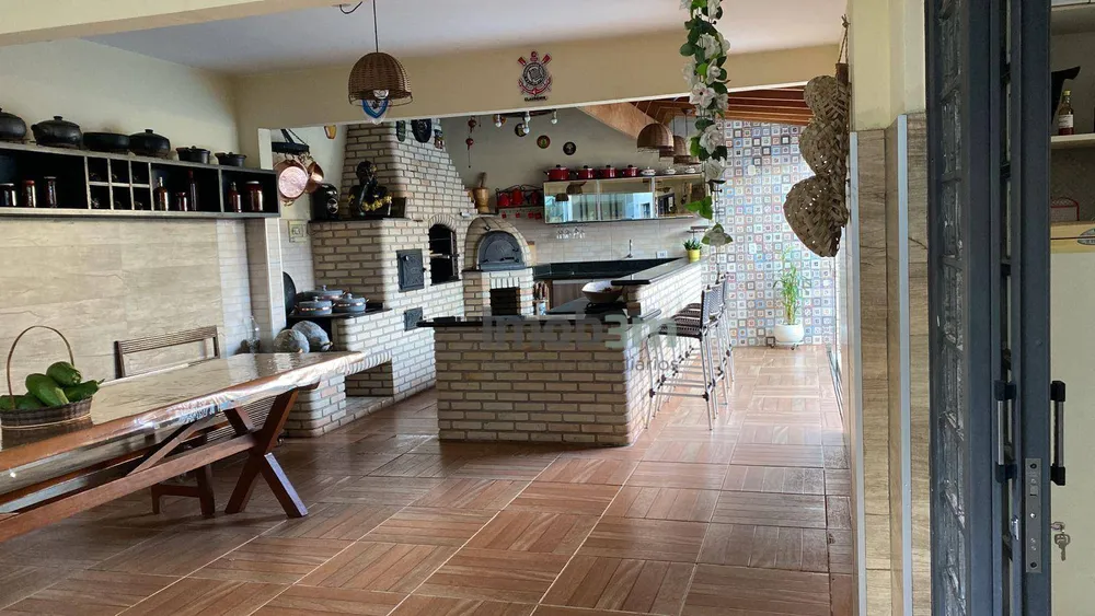 Casa, 3 quartos, 272 m² - Foto 10