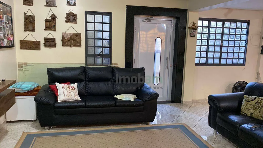 Casa, 3 quartos, 272 m² - Foto 3