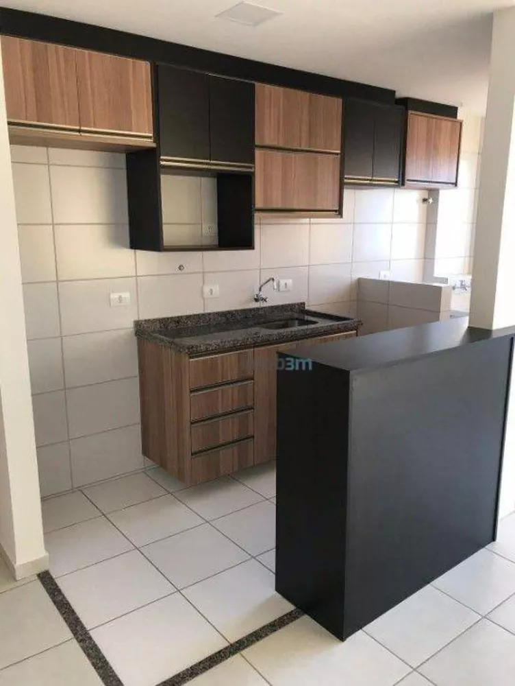 Apartamento à venda com 3 quartos, 58m² - Foto 3