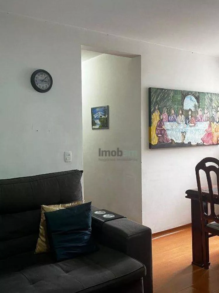 Apartamento à venda com 3 quartos, 72m² - Foto 4