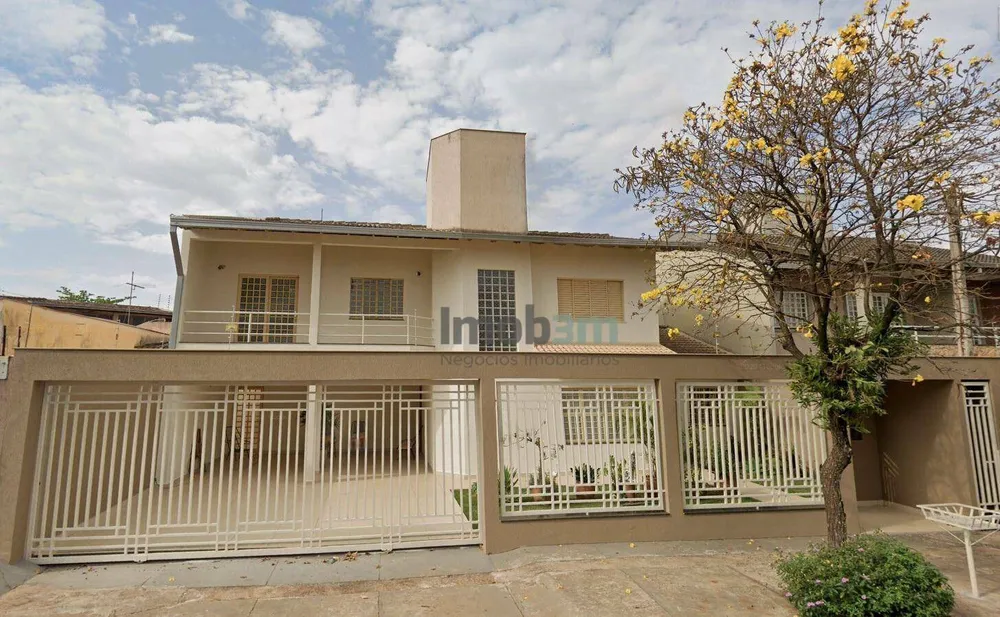 Sobrado, 4 quartos, 196 m² - Foto 1