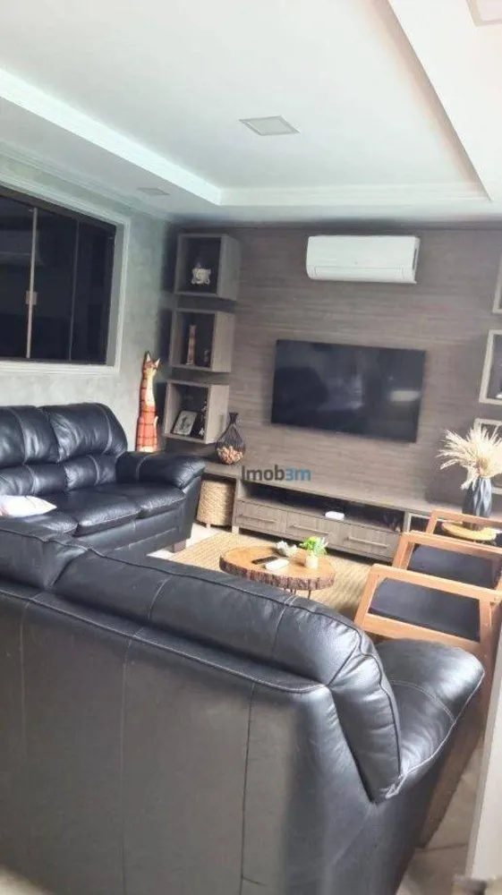 Casa, 2 quartos, 240 m² - Foto 2