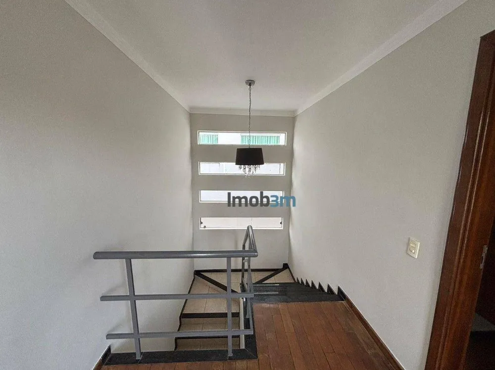 Sobrado, 4 quartos, 320 m² - Foto 2