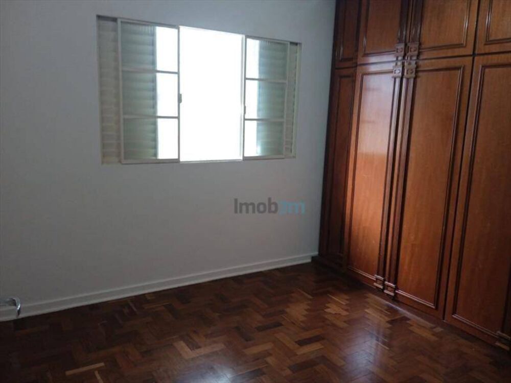 Casa à venda e aluguel com 3 quartos, 144m² - Foto 2