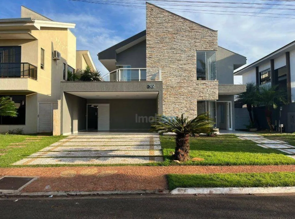 Sobrado, 4 quartos, 312 m² - Foto 1