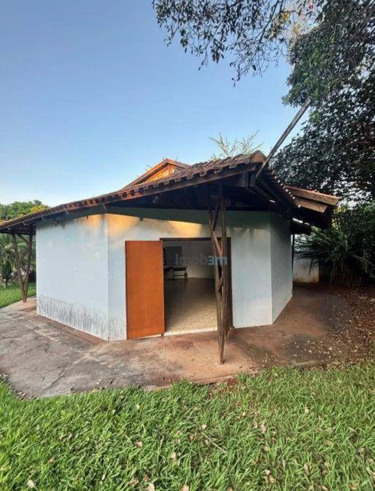 Chácara, 3 quartos, 4800 m² - Foto 1