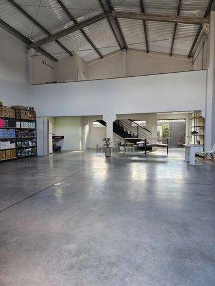 Depósito-Galpão, 200 m² - Foto 2