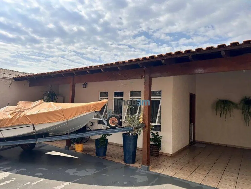 Casa, 3 quartos, 196 m² - Foto 3