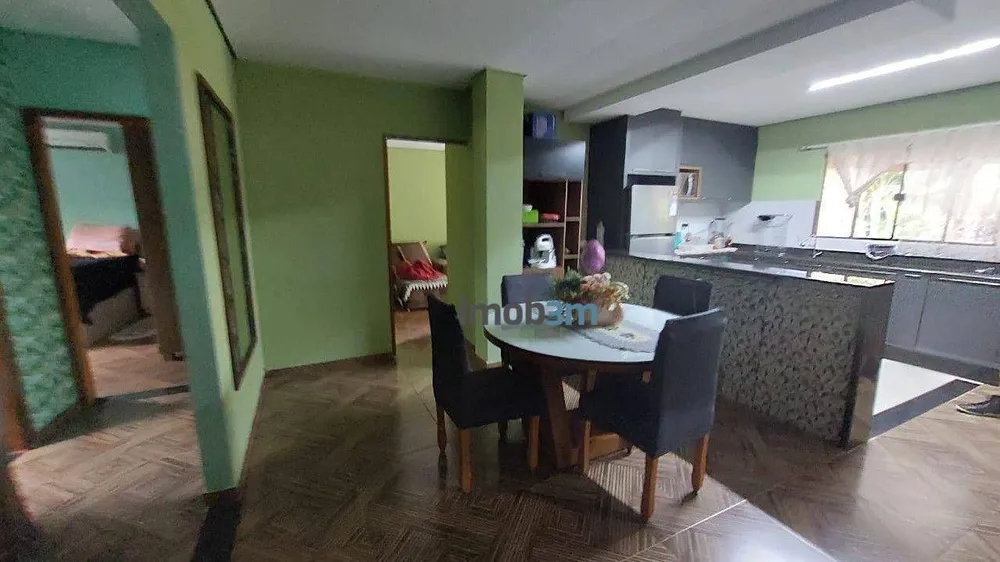 Chácara, 3 quartos, 556 m² - Foto 2