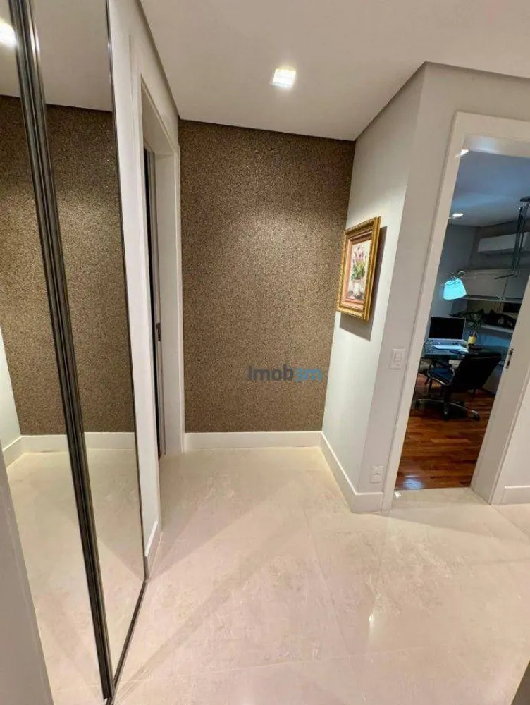Apartamento, 3 quartos, 269 m² - Foto 8