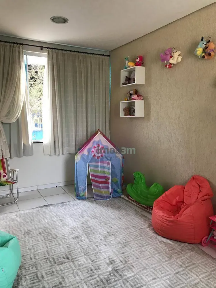 Sobrado, 4 quartos, 302 m² - Foto 1