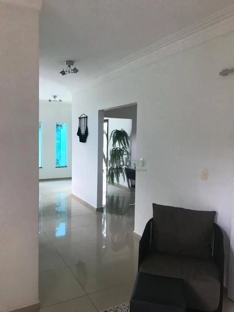 Sobrado, 4 quartos, 302 m² - Foto 9