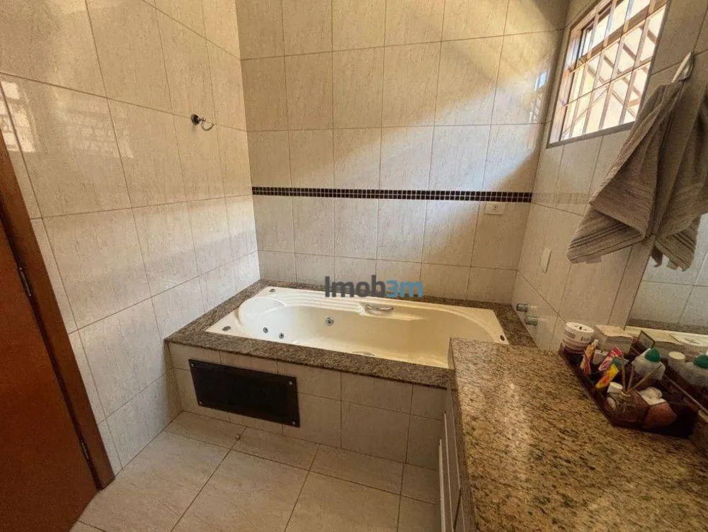 Casa, 4 quartos, 178 m² - Foto 13