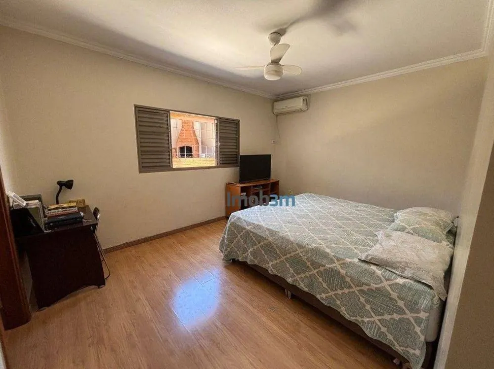 Casa, 4 quartos, 178 m² - Foto 11