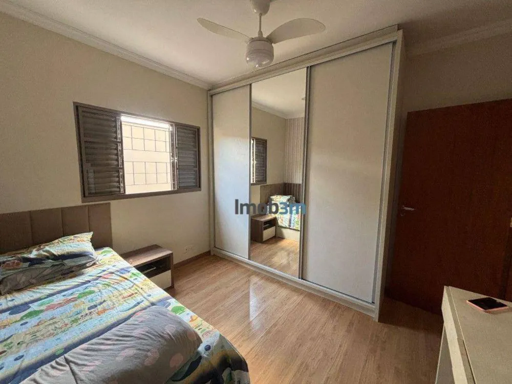 Casa, 4 quartos, 178 m² - Foto 8