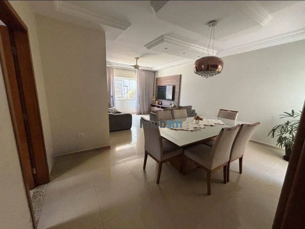 Casa, 4 quartos, 178 m² - Foto 2