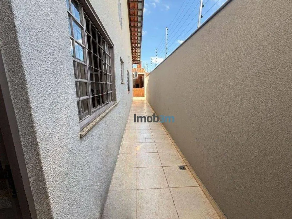 Casa, 4 quartos, 178 m² - Foto 3
