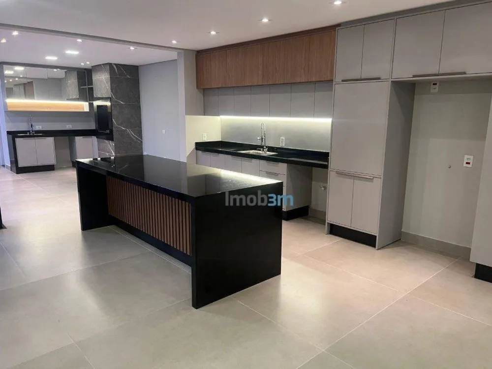 Sobrado, 4 quartos, 258 m² - Foto 3