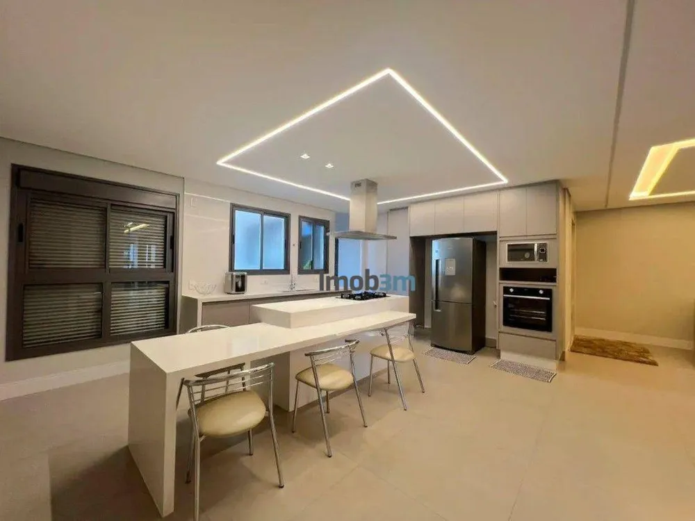 Apartamento, 4 quartos, 207 m² - Foto 7